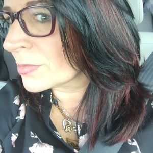 Meet your Posher, Lorana